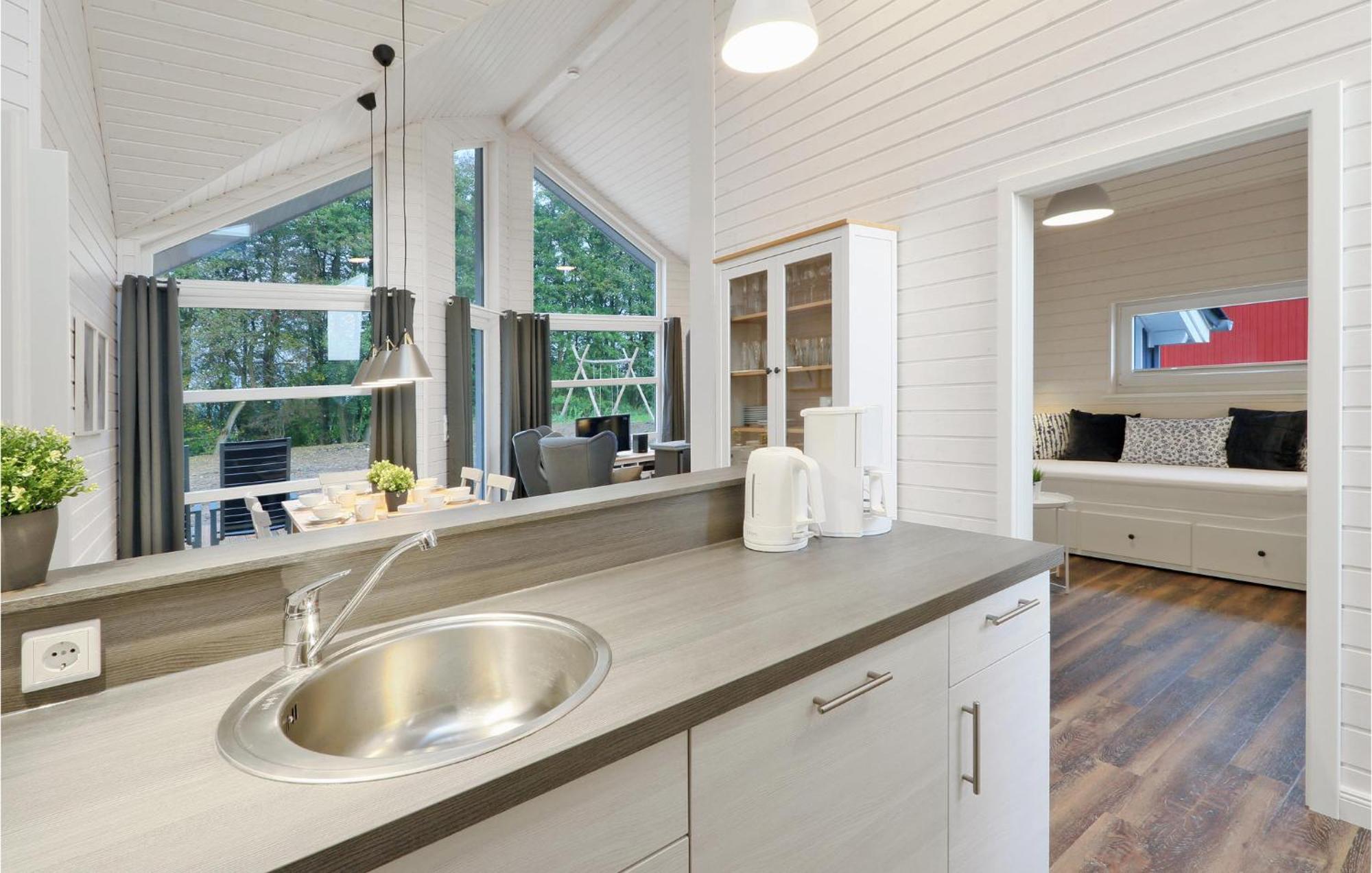 3 Bedroom Stunning Home In Krems Ii-Warderbrueck Gols Exterior foto