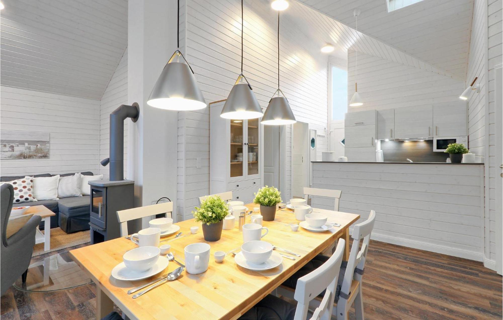 3 Bedroom Stunning Home In Krems Ii-Warderbrueck Gols Exterior foto